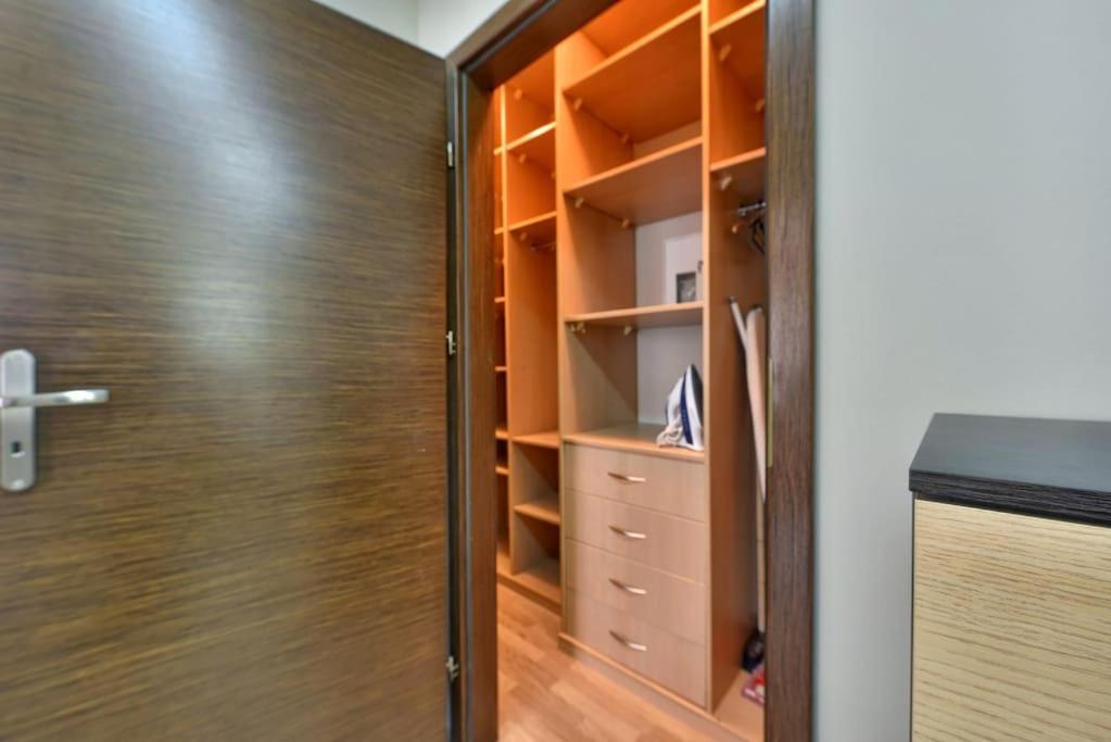 Argentis Wiezienna Apartment Wroclaw Exterior photo
